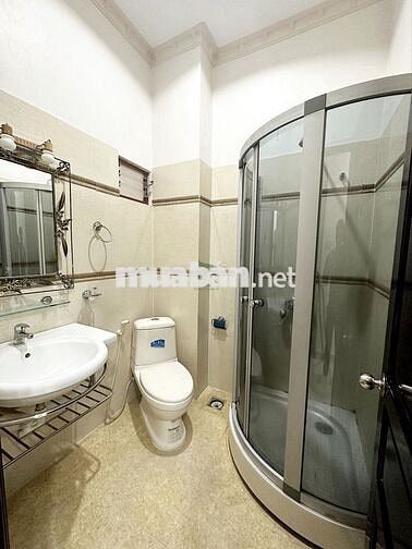 CHO THUÊ BIỆT THỰ Ở VÀ KINH DOANH 6 PHÒNG NGỦ SIÊU ĐẸP VĨNH HÒA