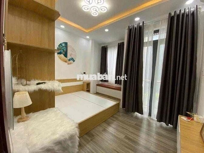 BÁN NHÀ 2 TẦNG CÒN MỚI - 36M2 4✘9 - NGAY CV LÀNG HOA Gò Vấp
