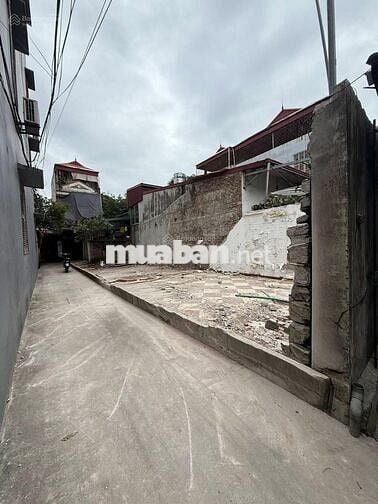 BÁNĐẤT THỔ CƯ SẴNSỔ LÔ GÓC 3 THOÁNG FULL TIỆN ÍCH TT ĐÔNG MỸ-THANH TRÌ