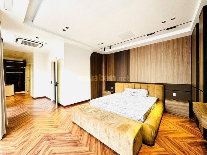 🔥 SIÊU PHẨM 5 TẦNG THANG MÁY – TUYẾN 2 THIÊN LÔI, SÁT AEON MALL 🔥