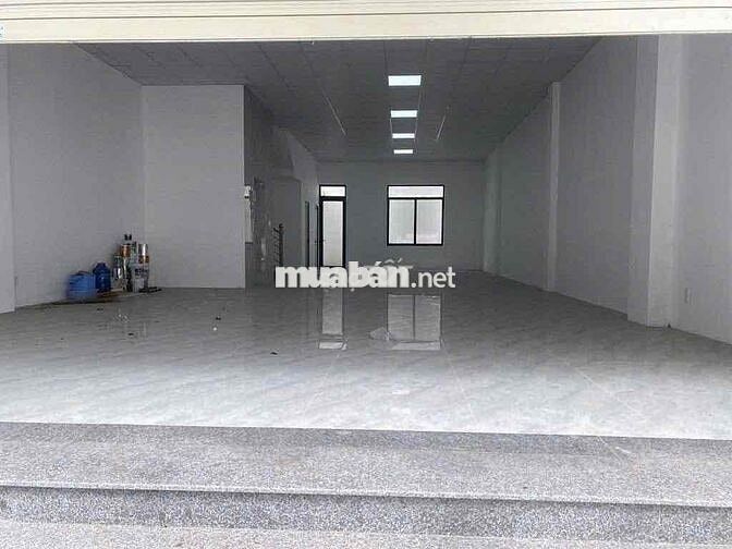 Chính Chủ - Cho Thuê VPCT Ngay Nguyễn Hữu Tiến - DT 8x14m 4 lầu