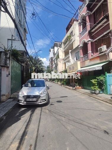 Bán nhà chính chủ - hẻm 2 xe tải Nguyễn Văn Thương, gần Pearl Plaza