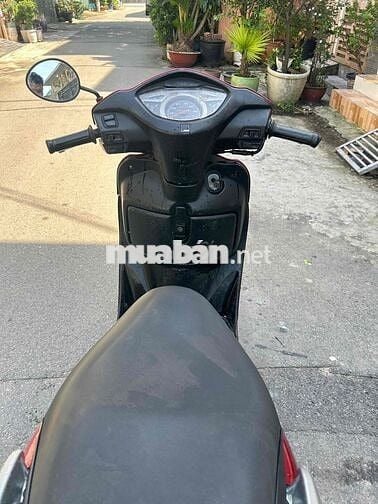 Lead 2011 Máy zin siêu ngon.chạy cực nhẹ và êm