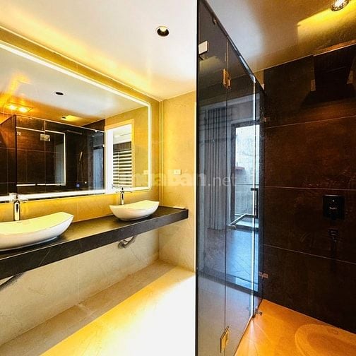 🔥 SIÊU PHẨM 5 TẦNG THANG MÁY – TUYẾN 2 THIÊN LÔI, SÁT AEON MALL 🔥