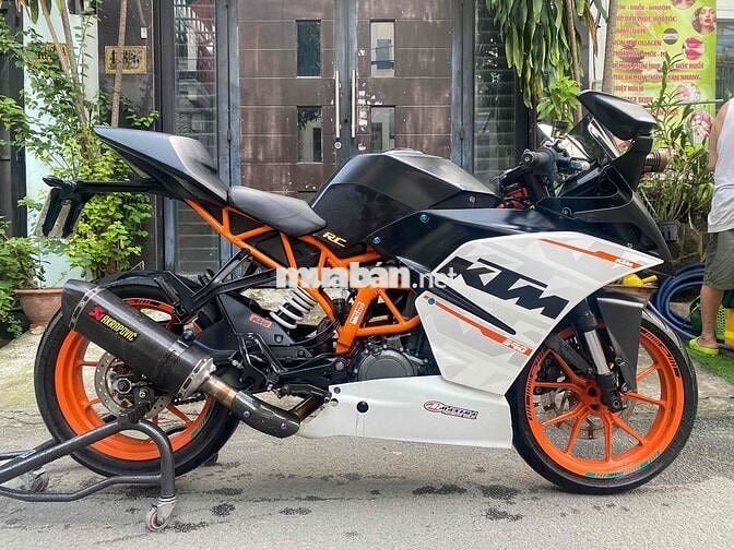 rc 390 ABS