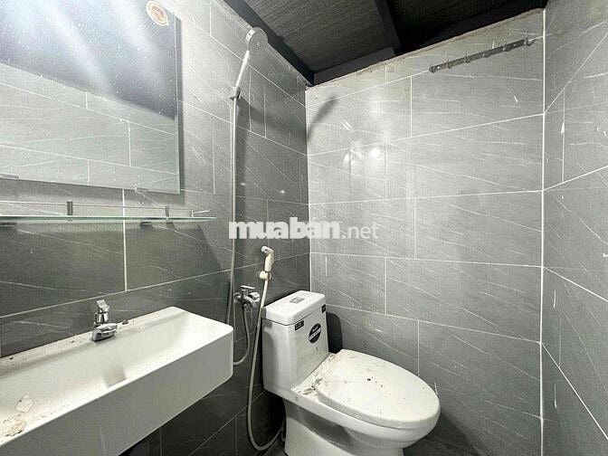 PHÒNG CHO THUÊ CÓ GÁC GẦN ĐH VĂN LANG & ĐH CÔNG NGHIỆP GÒ VẤP