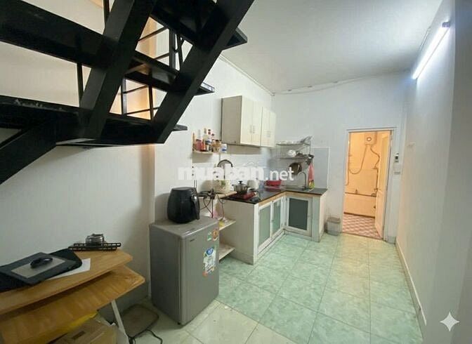 Bán nhà chính chủ - hẻm 2 xe tải Nguyễn Văn Thương, gần Pearl Plaza