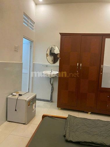 Phòng trọ cao cấp đối diện công viên Hùng Vương