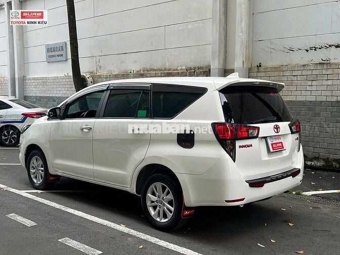 Toyota Innova 2020 MT 156.000 km Trắng