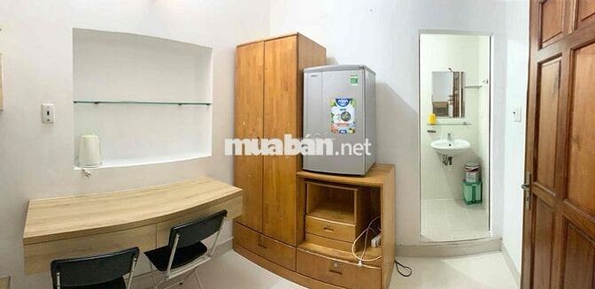 Ký túc xá sinh viên phòng máy lạnh 2 người/phòng quận 1