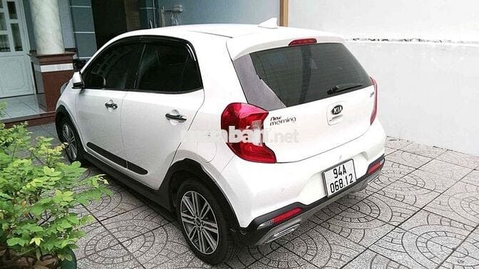 Xe gia đình Kia Morning 2021 X Line số tự động