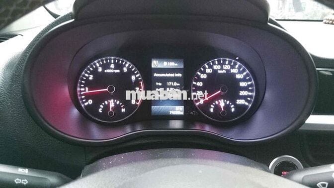 Xe gia đình Kia Morning 2021 X Line số tự động