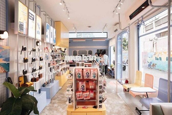 Góc 2 mặt tiền 90 Nguyễn Văn Thủ & Cây Điệp, P.Đa Kao, Q.1, 4x24m 79tr