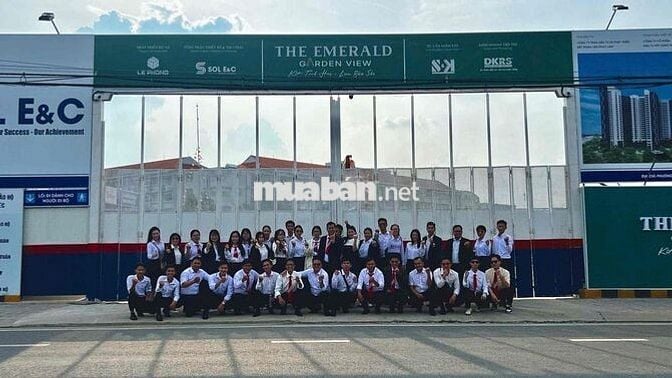 Chung cư THE EMERALD GARDEN VIEW giá 1 tỷ 390 Triệu đang F0, view sôn