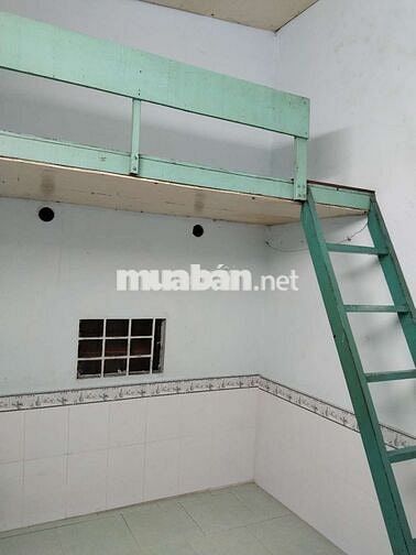 Phòng trống vào ở ngay giá 1.100 yên tĩnh trên lầu có lối đi riêng