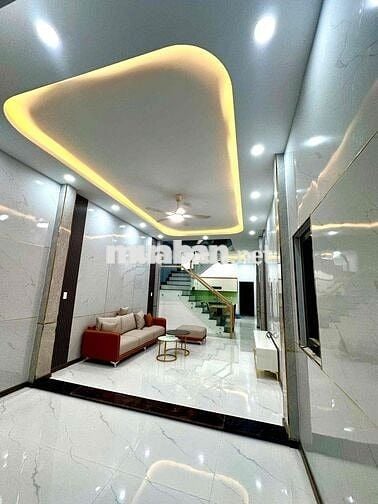 Chính chủ bán NHÀ 2 MT, SHR, 3PN, 2WC, 1 trệt+ 1 tầng 68m2