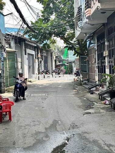 GÓC 2 MẶT TIỀN – HXH 6M – KINH DOANH + 6 PHÒNG TRỌ – 3 TẦNG – DTS 131