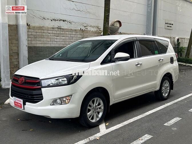 Toyota Innova 2020 MT 156.000 km Trắng