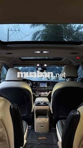 Kia Sedona 2019 2.2D Luxury 8 chỗ