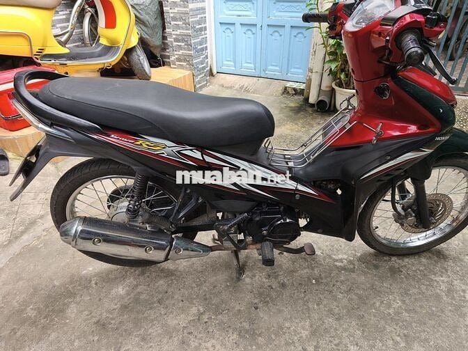 Bán weva RSX ĐK 2001 bstp xe zin ở quận 9 tptd