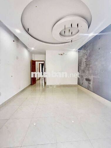 BÁN NHÀ 5 TẦNG KHU PHÂN LÔ ĐỒNG BỘ ĐƯỜNG TRẦN THỊ HÈ PHƯỜNG HIỆPTHÀNH