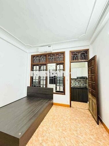 DÒNG TIỀN CẦU GIẤY 70m2 - 5 TẦNG KIÊN CỐ - GẦN PHỐ - NGÕ THÔNG - HIẾM