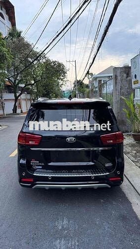 Kia Sedona 2019 2.2D Luxury 8 chỗ