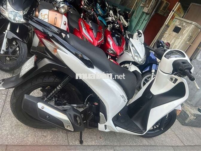 Honda SH 150 2015 mới 90% Bstp chính chủ