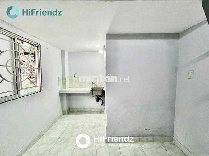 PHÒNG GIÁ RẺ - GẦN HOÀ BÌNH, ĐẦM SEN - GÁC CAO - MÁY LẠNH - THANG MÁY