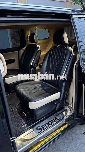 Kia Sedona 2019 2.2D Luxury 8 chỗ