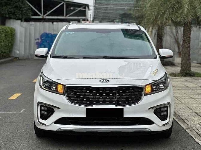 Kia Sedona 2019 Luxury D - 84000 km
