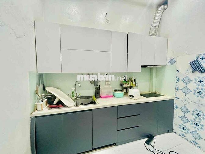 Nhà Đẹp Cầu Giấy 45m2 - 4 Tầng - Vừa Ở - Cho Thuê - Gần Phố - 9,5 Tỷ