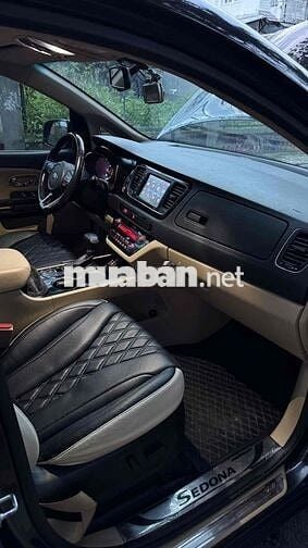 Kia Sedona 2019 2.2D Luxury 8 chỗ