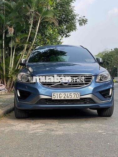 Volvo XC60 2016 R-Design - 120000 km