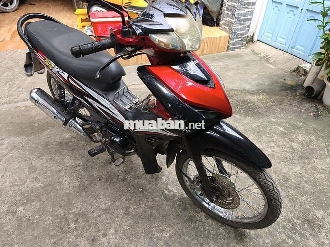 Bán weva RSX ĐK 2001 bstp xe zin ở quận 9 tptd