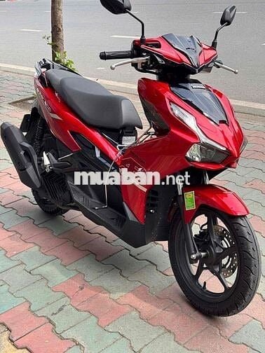 Airblade 125/2024 4vall chính chủ  ( siêu lướt )