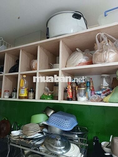 Cho thuê nhà mặt tiền 1 trệt 2 lầu 4 phòng ngủ 2 vệ sinh