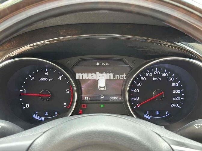 Kia Sedona 2019 Luxury D - 84000 km