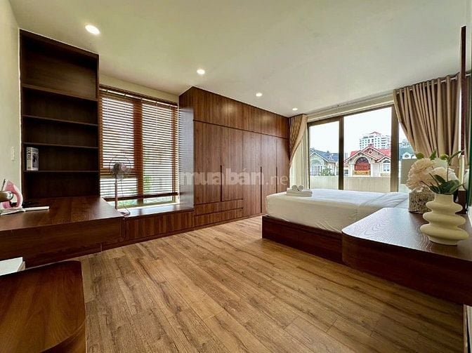 Chính chủ bán gấp Biệt thự Quận 2 Hồ Bơi sân vườn 240m2 giá chỉ 55 tỷ