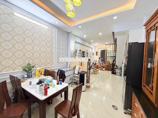 BÁN NHÀ TT THỦ ĐỨC - 88 M2 x 5 TẦNG - HXH - PHẠM VĂN ĐỒNG - GIGAMALL