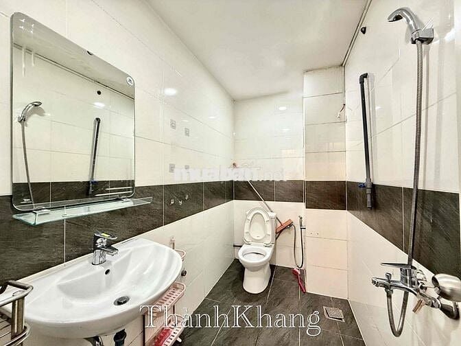 Căn Hộ 1PN Tách Bếp Bancol, Rộng 50m2, Full NT, Ngay Việt Nam Quốc Tự