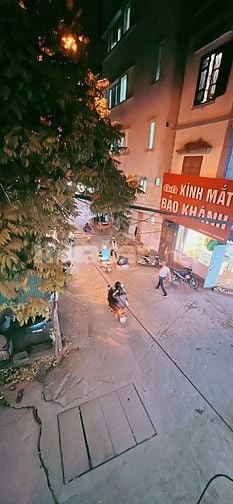 Chính chủ cho thuê phòng trọ phố Nguyên Hồng - Vũ Ngọc Phan full đồ