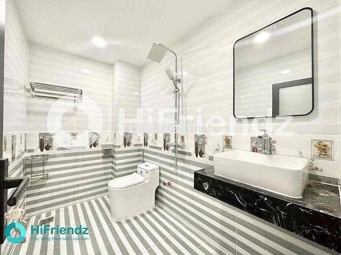 CHO THUÊ CĂN HỘ 2 PHÒNG NGỦ BAN CÔNG LỚN NGAY NGUYỄN SƠN.