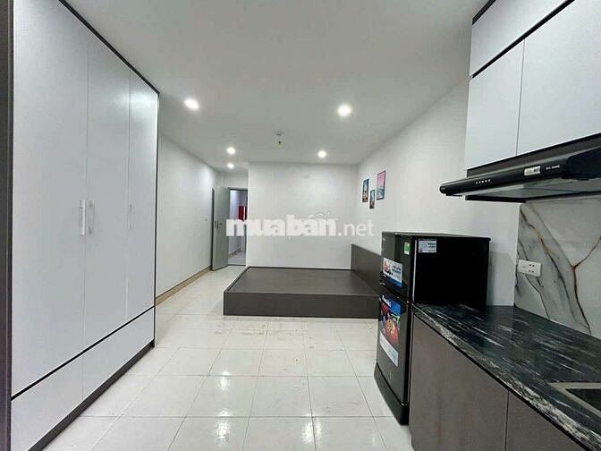 Bóc tem CCMN 30m2 Full đồ. Máy giặt riêng, ban công tại Trần Duy Hưng