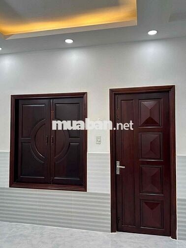 nhà 4x14m ( 56m2 ) 3 tầng cửa gỗ sang trọng, hẻm xe hơi đường số 20