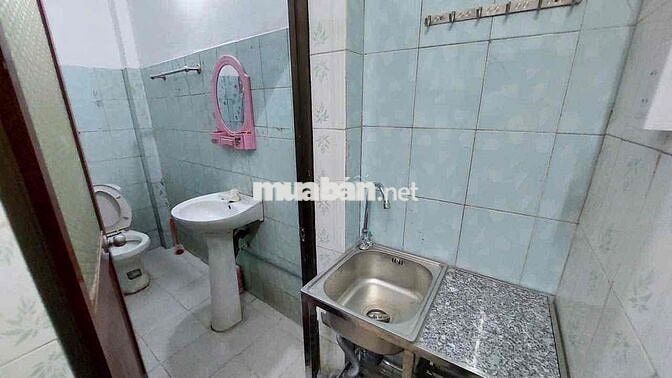 Chính chủ cho thuê phòng Full nội thất giá 2.6tr, quốc lộ 1A