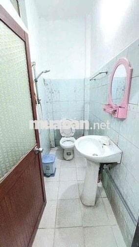 Chính chủ cho thuê phòng Full nội thất giá 2.6tr, quốc lộ 1A