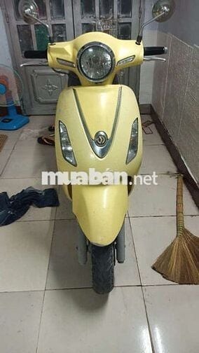 SYM Attila màu Vàng