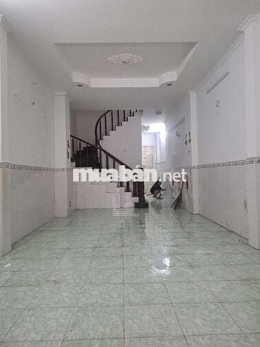 Nhà 3,5 tấm 4×18 ,4pn nội bộ tên lửa 15tr