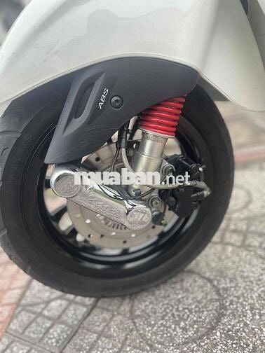 vespa 2023 chính chủ bao ký mua bán.có trả góp